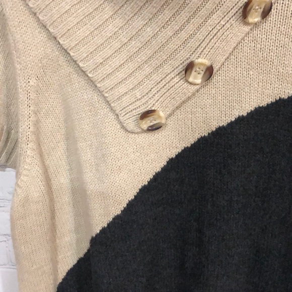 Avenue Design Sweater Collection Short Sleeve - Picture 3 of 8